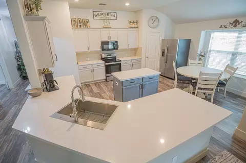 1025 N Churchill Dr, Fate, TX 75189