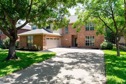 3228 David Dr, Hurst, TX 76054
