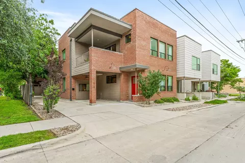 418 College Ave, Fort Worth, TX 76104