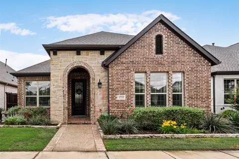 4710 Blackwood Cross Ln, Arlington, TX 76005