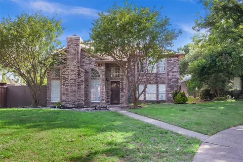 2410 Hedgeway Cir, Garland, TX 75044