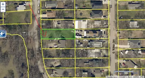 122 S Ira Ave, Dallas, TX 75211