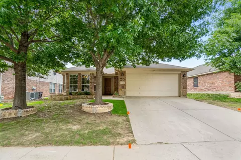 6113 Tilapia Dr, Fort Worth, TX 76179