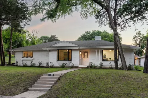 2106 Siesta Dr, Dallas, TX 75224