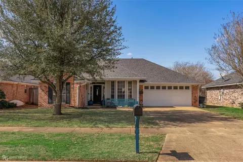 5307 Meadowsweet Cir, Bossier City, LA 71112