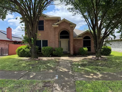 2830 Coral Dr, Lancaster, TX 75146