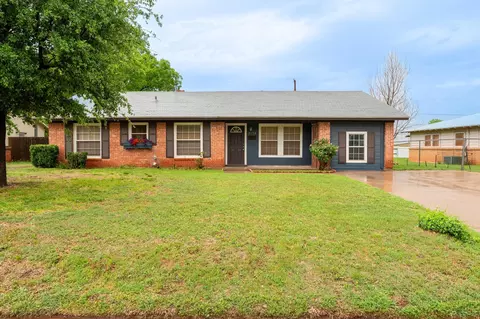 2152 Westview Dr, Abilene, TX 79603