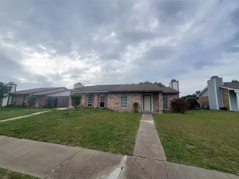 1425 Brazos Dr, Mesquite, TX 75150