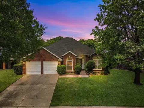 508 Aurora Dr, Euless, TX 76039 photo 4