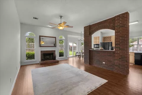 508 Aurora Dr, Euless, TX 76039 photo 21
