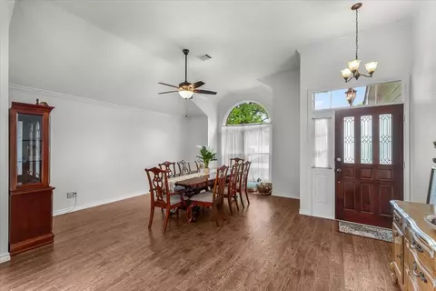 508 Aurora Dr, Euless, TX 76039 photo 8