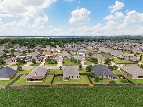 236 Oak Meadow Trl, Waco, TX 76705 photo 35