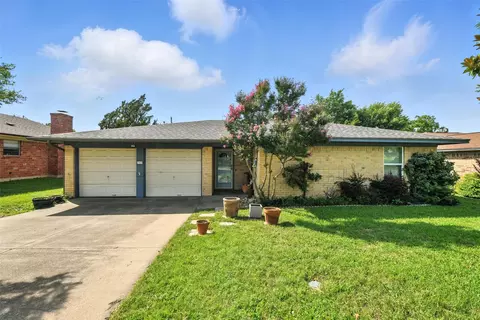 3908 Windhaven Rd, Fort Worth, TX 76133