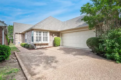 7513 Courtside Dr, Garland, TX 75044