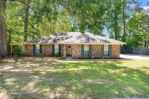 9321 Newcastle Blvd, Shreveport, LA 71129