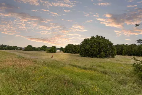 3001 Bob White Dr, Granbury, TX 76049