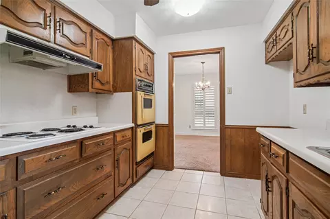 Kitchen - 609 E Spring Valley Rd, Richardson, TX 75081 photo 2 of 3