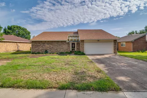 2705 Brushwood Ln, Mesquite, TX 75150