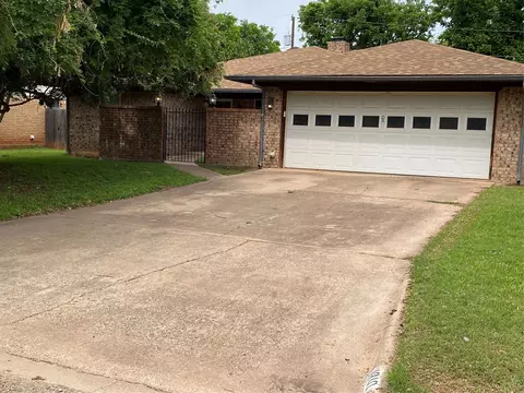 1910 Westwood Dr, Abilene, TX 79603