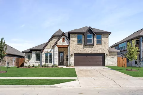 327 Atlas Cedar Dr, Glenn Heights, TX 75154