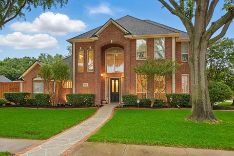 5807 N Ballantrae Dr, Colleyville, TX 76034