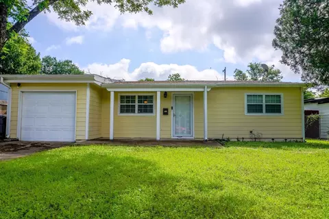 3417 Pate Dr, Fort Worth, TX 76119