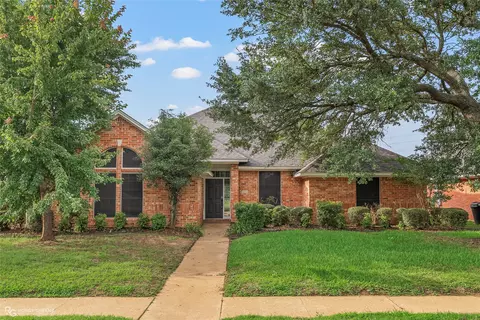 1003 Regent St, Bossier City, LA 71111