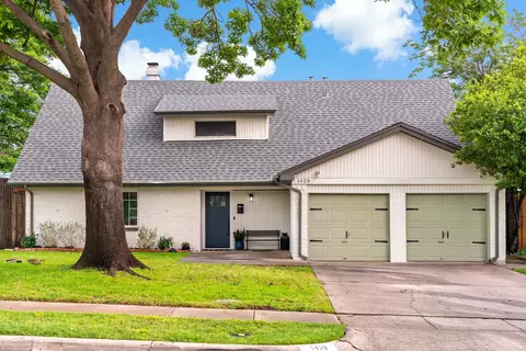 1428 Stagecoach Dr, Richardson, TX 75080