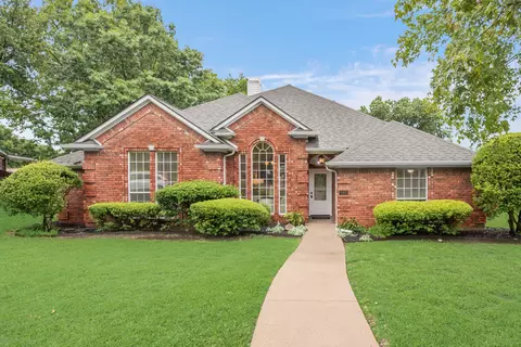 907 Sunpoint Cir, Rockwall, TX 75087