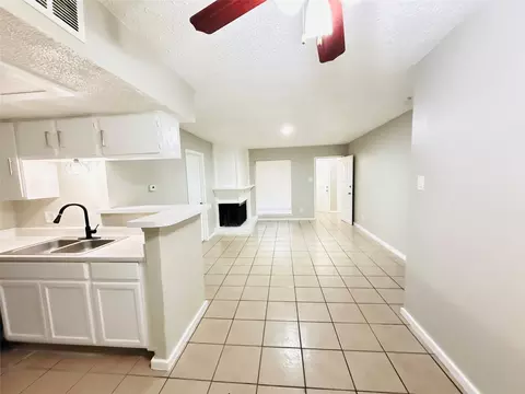 7152 Fair Oaks Ave #1052, Dallas, TX 75231
