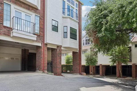 3235 Cole Ave #95, Dallas, TX 75204