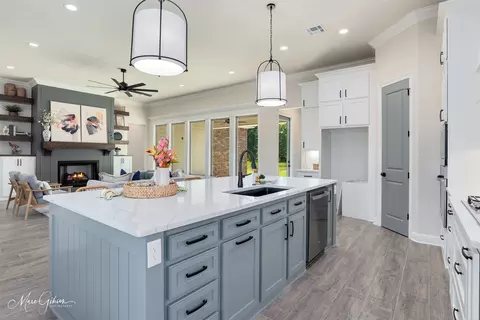 Kitchen - 167 Sitka Loop, Haughton, LA 71037 photo 4 of 5