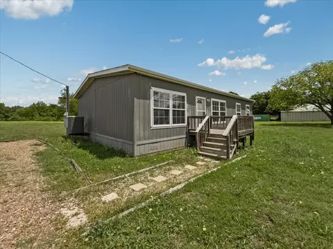 404 W Sam Rayburn Dr, Ector, TX 75439 photo 5