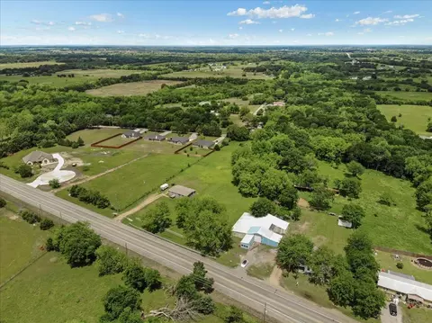404 W Sam Rayburn Dr, Ector, TX 75439 photo 3
