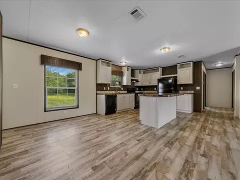 404 W Sam Rayburn Dr, Ector, TX 75439 photo 11