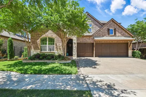 915 Prairie Ridge Ln, Arlington, TX 76005