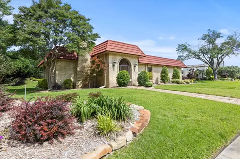 400 Balboa Ct, Irving, TX 75062