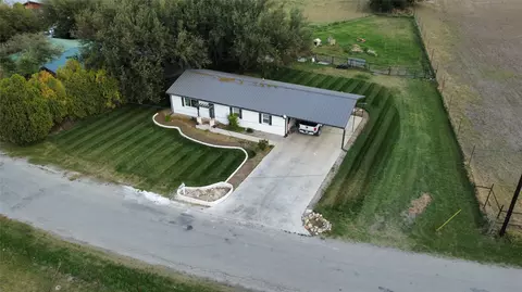 1100 Indian Creek Dr, Comanche, TX 76442