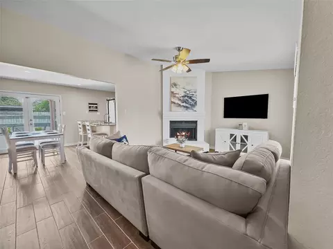 2114 Cottage Oak Ln, Colleyville, TX 76034