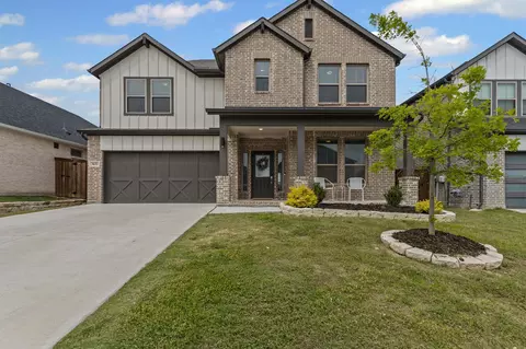 5633 Santa Elena Ct, Fort Worth, TX 76126