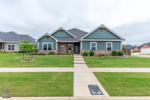374 Blue Lake Dr, Abilene, TX 79602