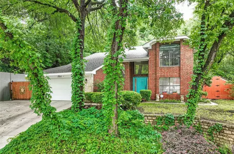 1206 Hickory Valley Ct, Arlington, TX 76006