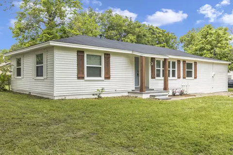 102 Hodge, Arp, TX 75750