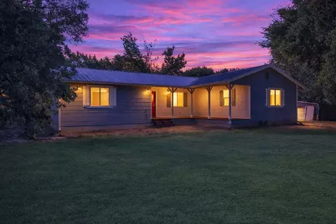 14590 Coffee Ln, Scurry, TX 75158