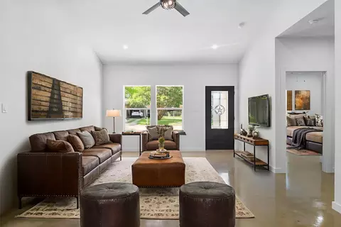 204 Gorman St, Corsicana, TX 75110