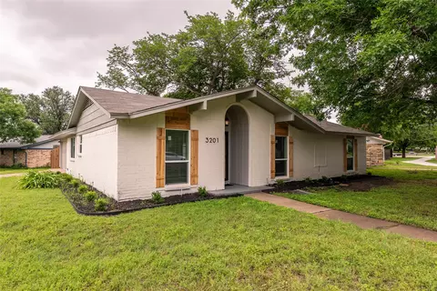 3201 Cardinal Ln, Irving, TX 75062