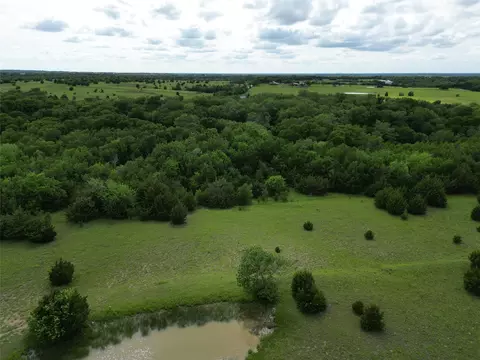 31 Ac Cr 1096, Celeste, TX 75423 photo 4