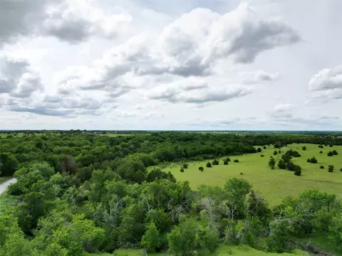 31 Ac Cr 1096, Celeste, TX 75423