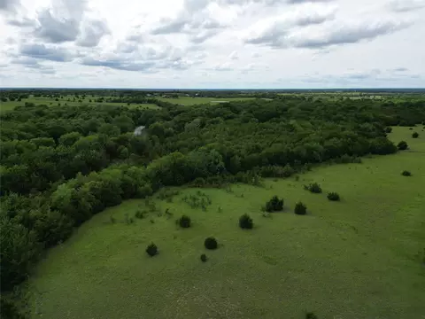 31 Ac Cr 1096, Celeste, TX 75423 photo 3