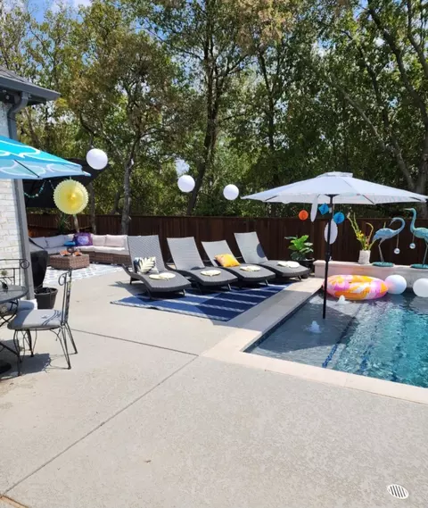 1803 Eastwood Ct, Mansfield, TX 76063